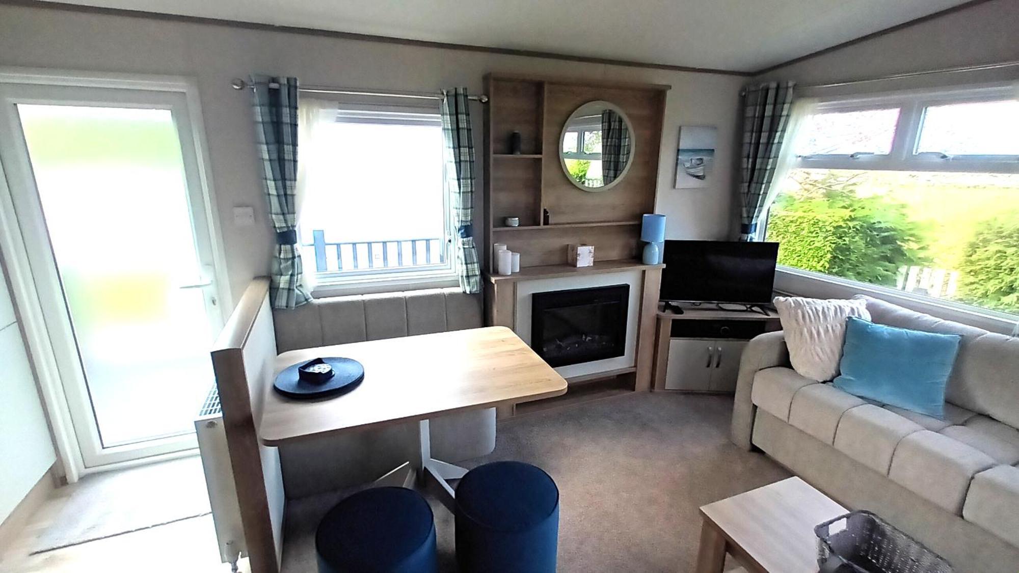 Suki - Up To 6 Berth Cabin, New. Apartment *
